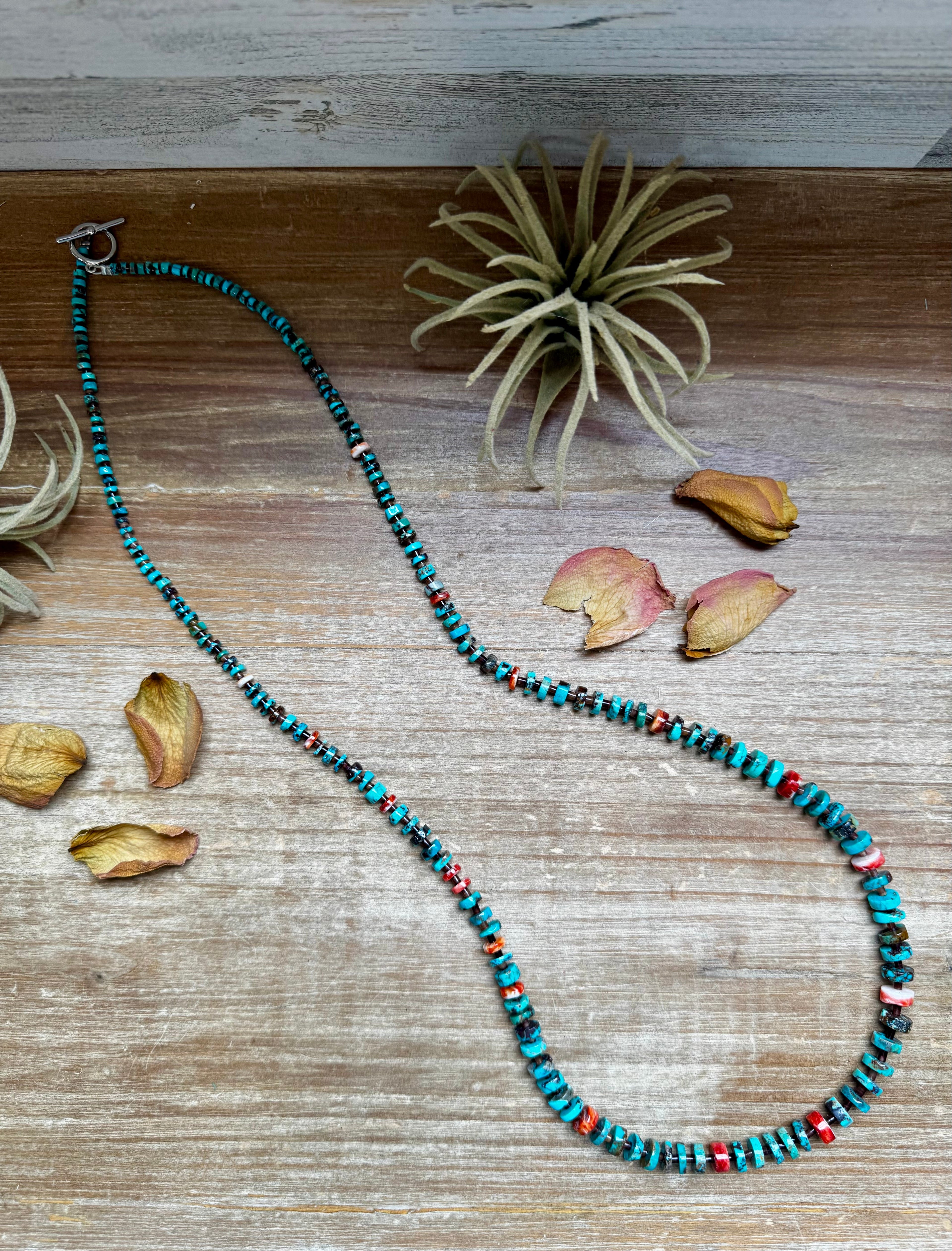 26” Dark Blue Rondelle Turquoise & Spiny Oyster Necklace