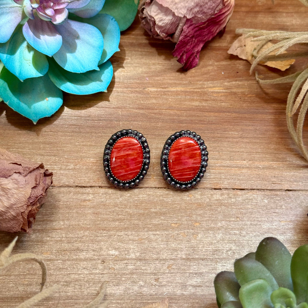 MJ Red Spiny Oyster Oval Stud Earrings
