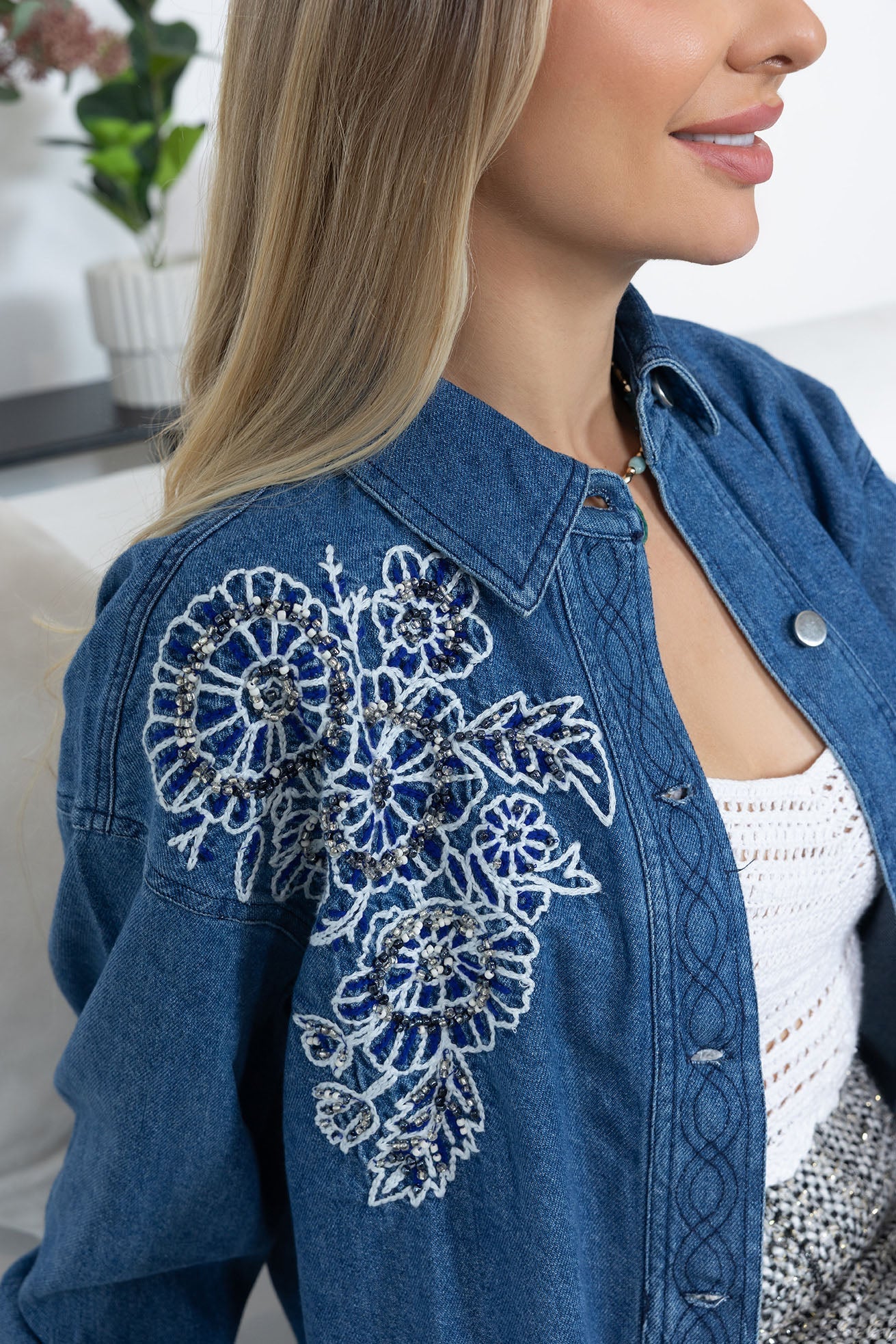 Lindaj Embroidered Jacket