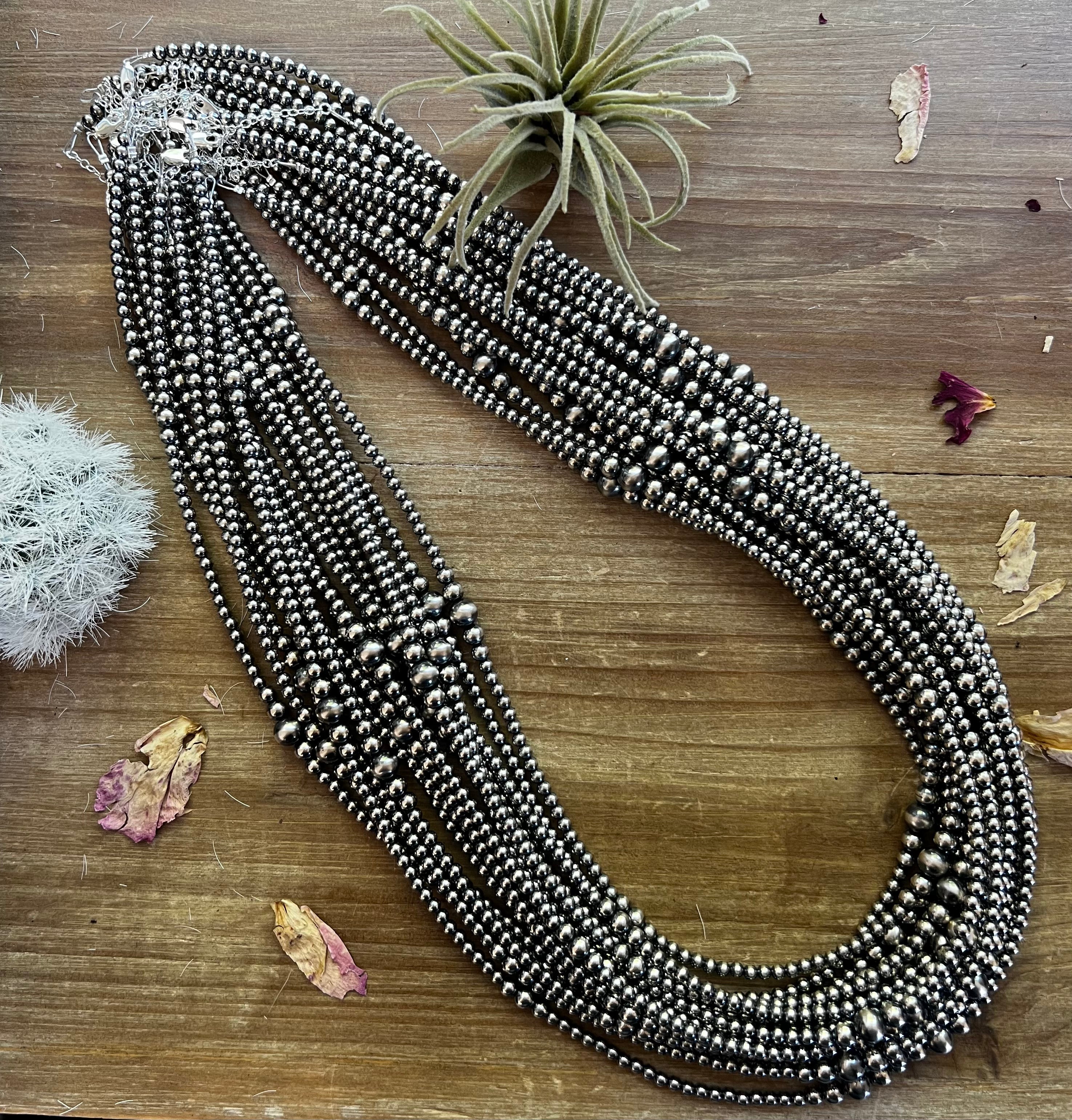 28 inch Sterling Silver Pearls necklace graduated