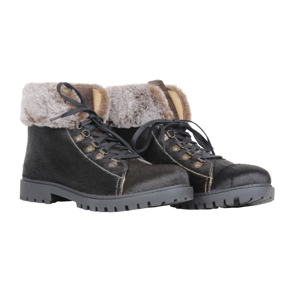 Turbulent Boots